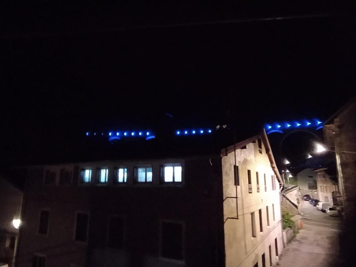 Agreable Appartement 莫尔比耶 外观 照片